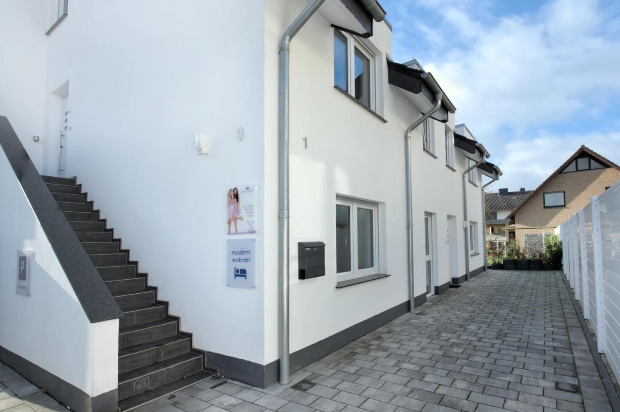 Modern Wohnen I Smart Tv I Terrasse I 2X Parkplatz I 2 Schlafzimmer I 6 Schlafplaetze Bad Oeynhausen Luaran gambar