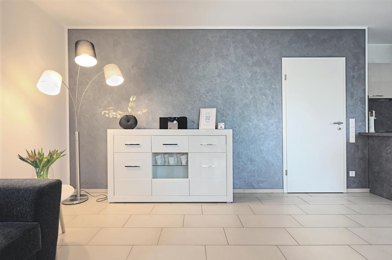 Modern Wohnen I Smart Tv I Terrasse I 2X Parkplatz I 2 Schlafzimmer I 6 Schlafplaetze Bad Oeynhausen Luaran gambar
